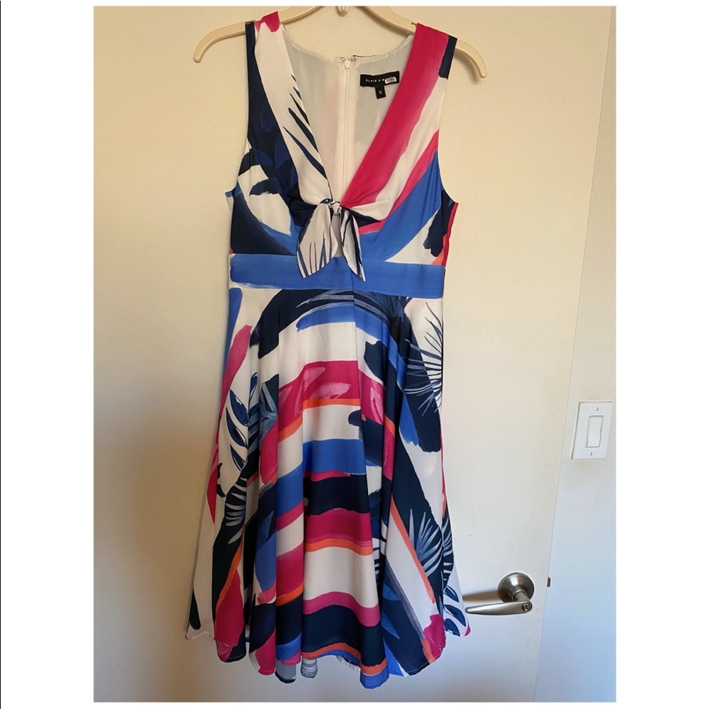 Slate & Willow floral keyhole tea length dress